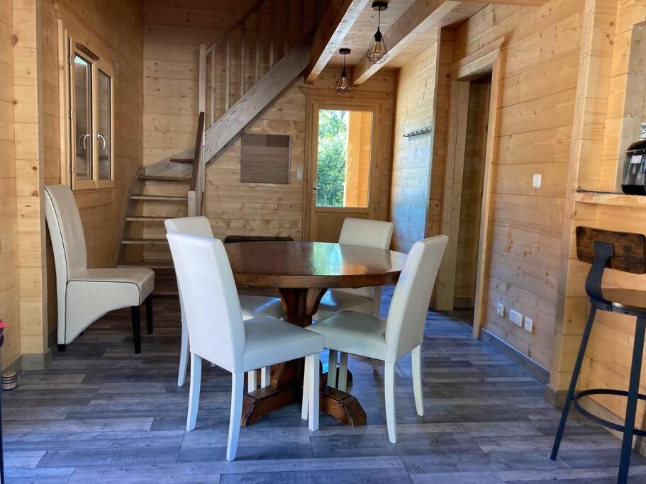 Alièze Forest Jura Lodge - Chalet Des Sapins מראה חיצוני תמונה